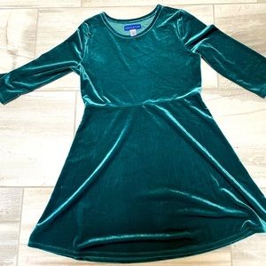 Green kids dress